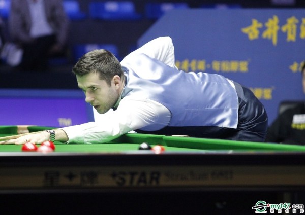 马卡：连续7场比赛未进球，格列兹曼被换下时被球迷报以嘘声.