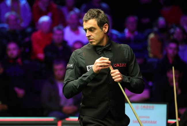 一边是乒乓 一边是乒乓